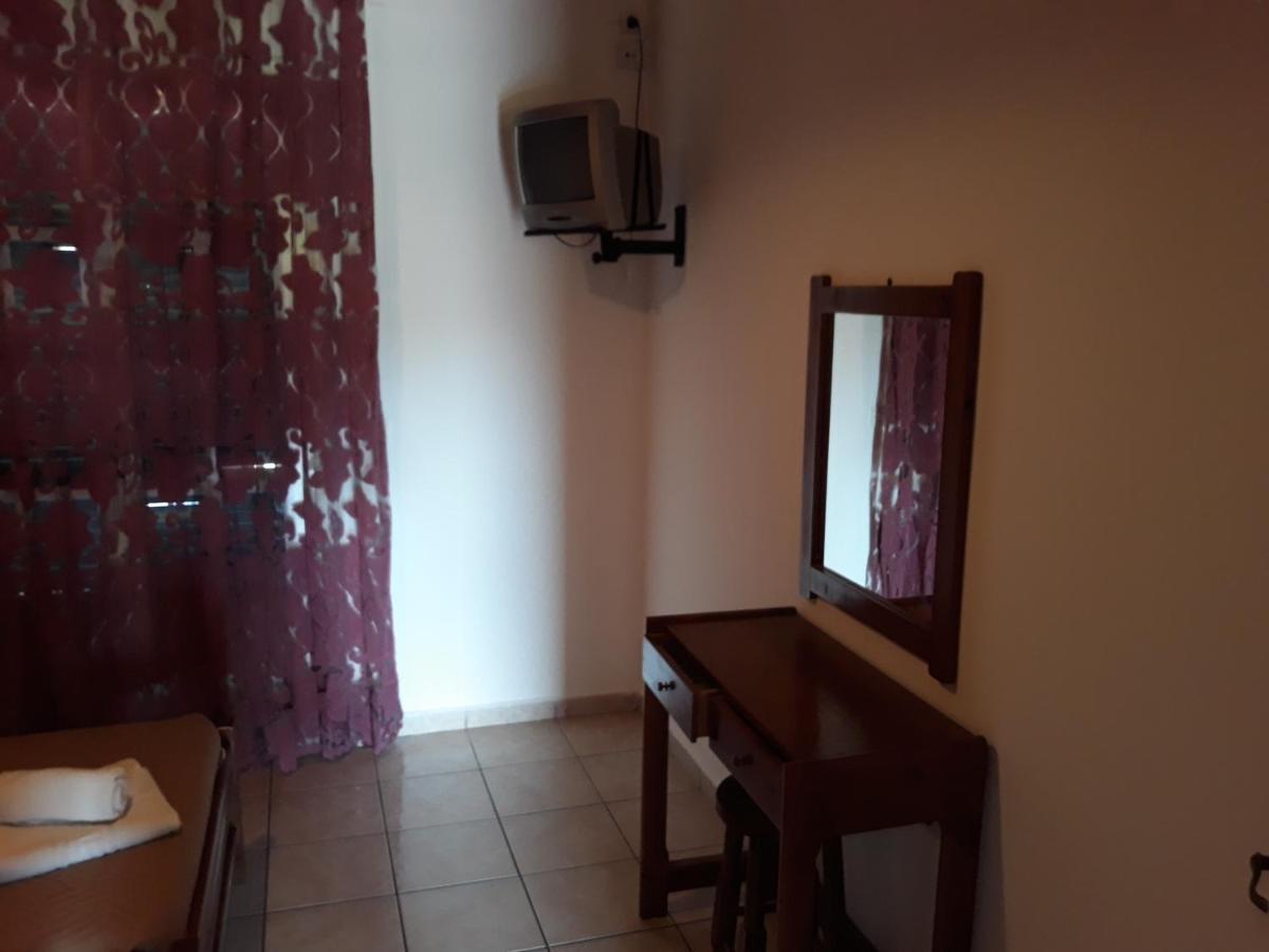 Aggeliki Apartments Сидари Екстериор снимка