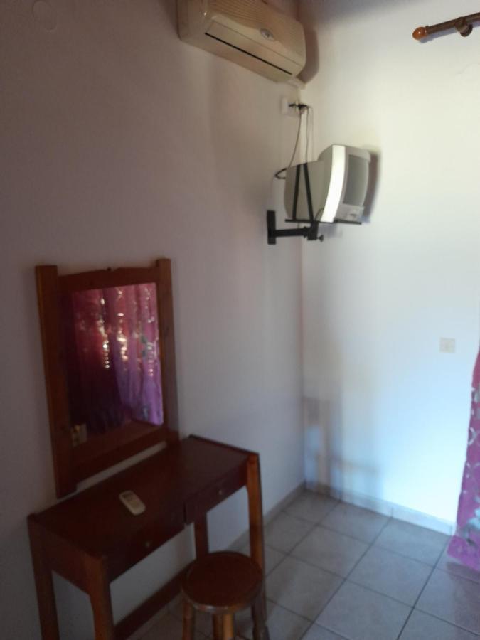 Aggeliki Apartments Сидари Екстериор снимка